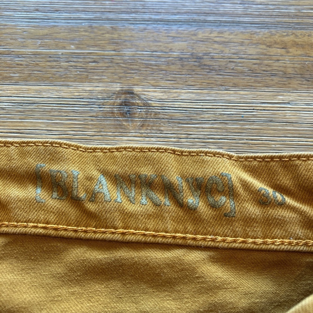 BlankNYC Women's Skinny Fit Mid-rise Jeans in Mustard Golden Yellow Sz 30 - Picture 3 of 4